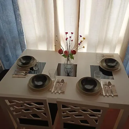 아파트 Acogedora Vivienda De 2 Y Terraza